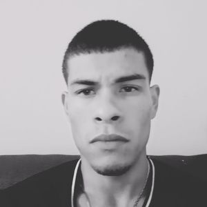 Meet your Posher, Dennis